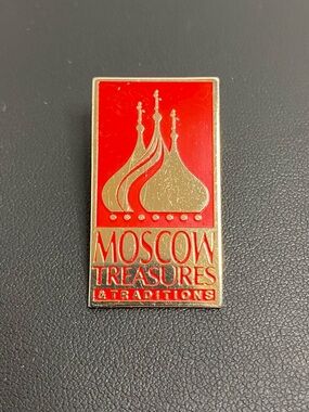 Vintage Moscow Treasures Lapel Pin Red Enamel Boeing Sponsored Exhibit Souvenir